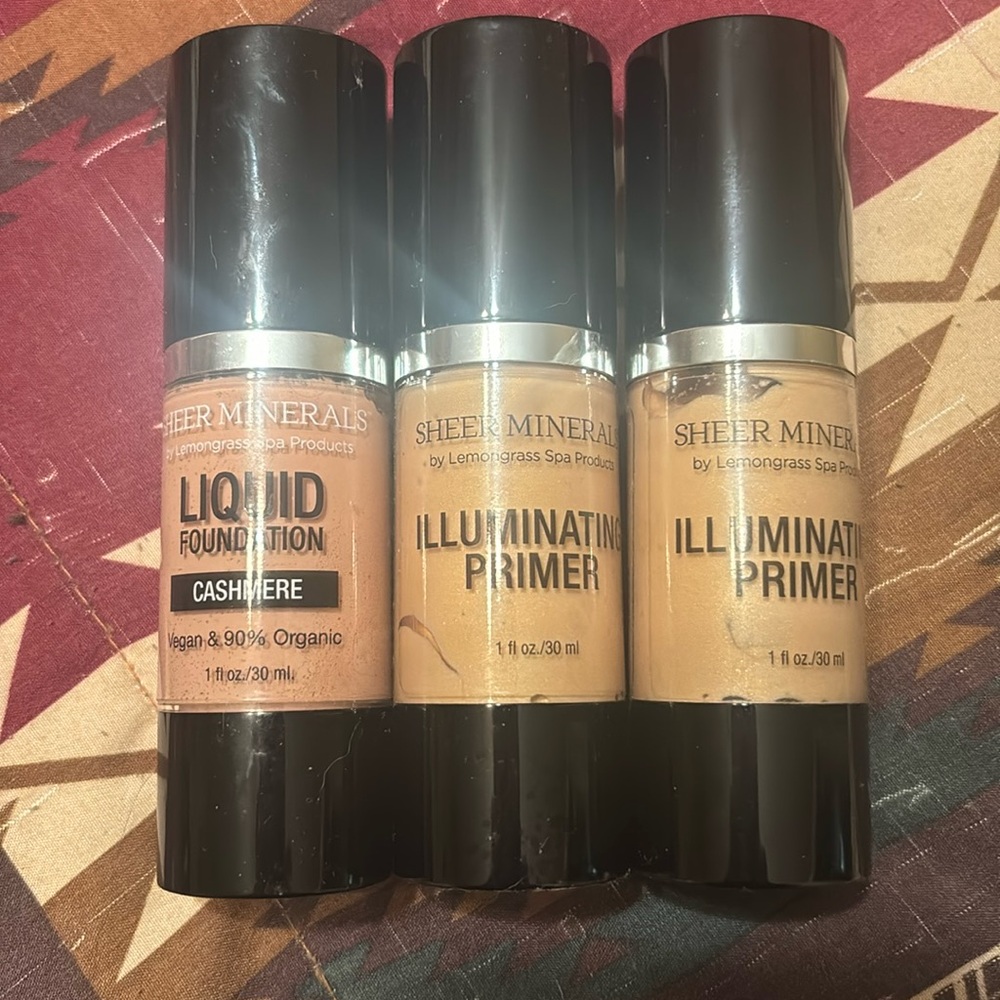 Lemongrass Illuminating Primer and Liquid Foundation